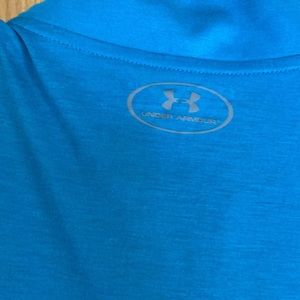 under Armour heat gear large men’s long sleeve shirt